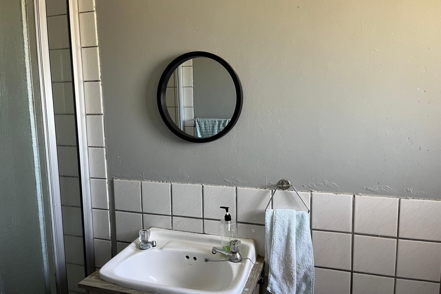 3 Bedroom Property for Sale in Pacaltsdorp Western Cape